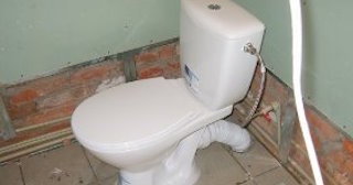 Установка приставного унитаза в Гае - монтаж и подключение, СантехДомГай от 5209 рублей